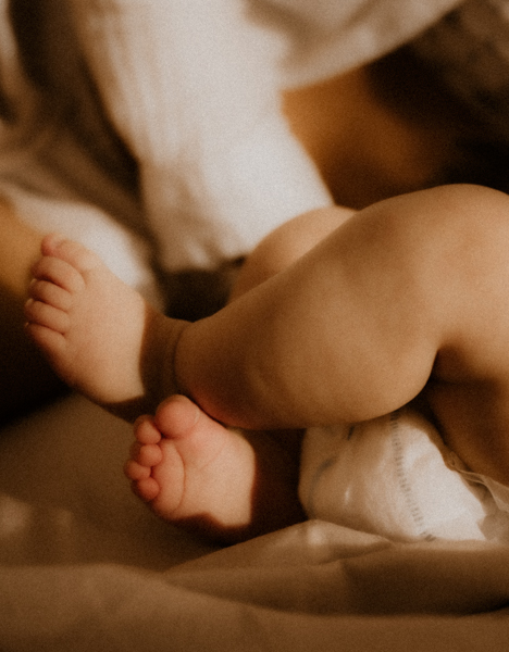photo des pieds de bebe